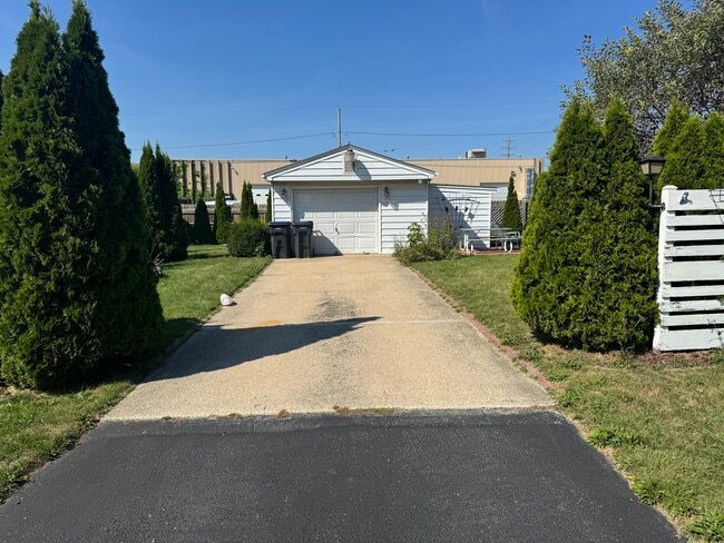 Driveway - 2009 Durand Ave