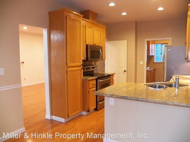 Foto del edificio - 2 br, 2.5 bath House - 2651 Heritage Park Cir