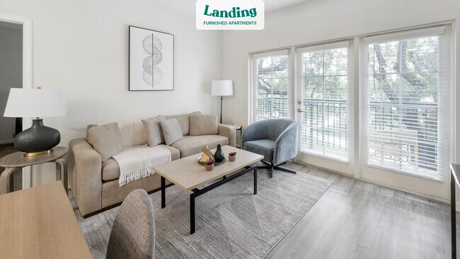 Foto del edificio - 211 River Landing Dr