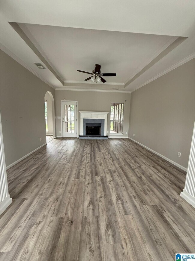 Foto del edificio - 1700 Deer Valley Rd