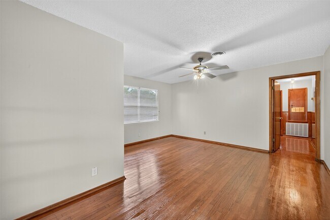 Foto del edificio - 3438 5th St