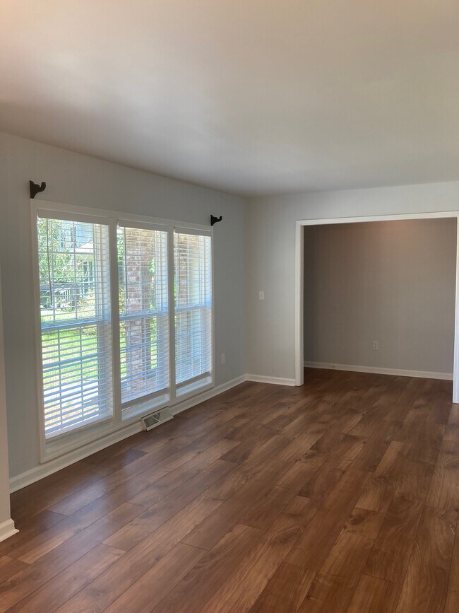 Foto del edificio - 1133 Island View Dr