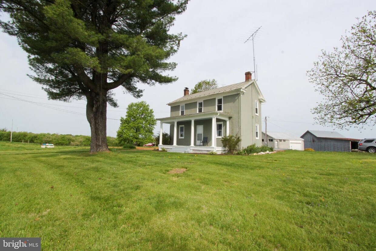 Primary Photo - 1281 Luther Jones Rd