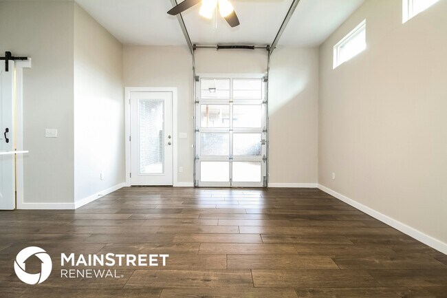 Foto del edificio - 11213 Paradise Out Ln