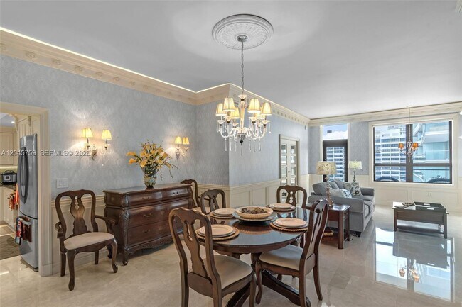 Foto del edificio - 10185 Collins Ave