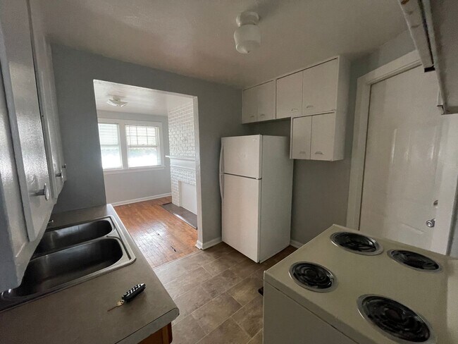Foto del edificio - 4647 Brady St