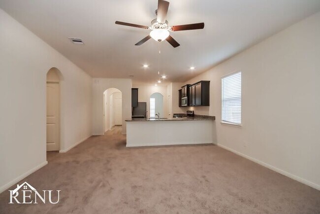 Building Photo - 10458 Sweetwater Creek Dr