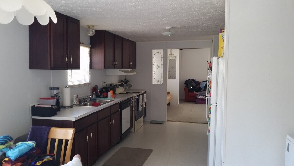 Foto del edificio - Easy Walking Distance To WCU Campus-All In...