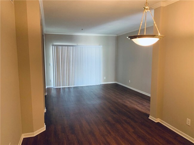 Building Photo - 6000-5 Shepherd Mountain Cove
