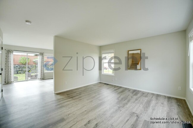 Foto del edificio - 2221 SE 2nd Ct