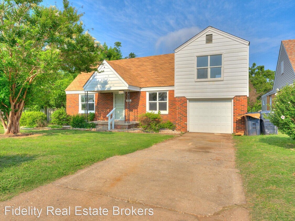 Primary Photo - 4 br, 2 bath House - 2209 N Missouri Ave