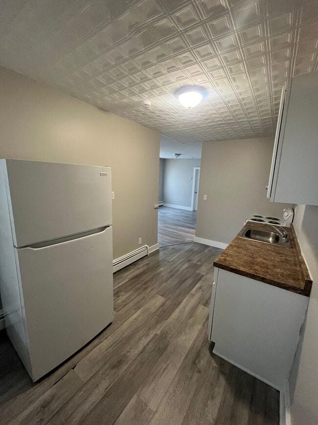 Photo - 373-373 Central St Apartment