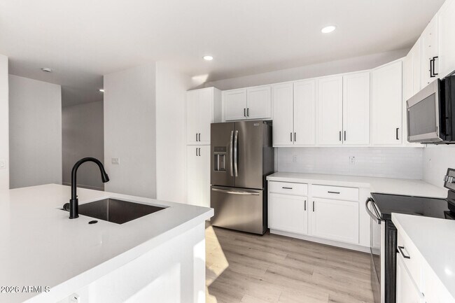 Building Photo - 3034 N 39th St