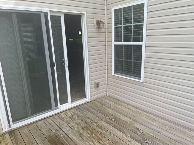 Building Photo - 109 Gupton Ct