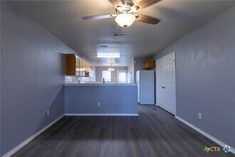 Building Photo - 3409 Toledo Dr