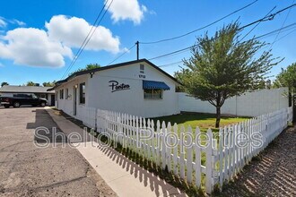 Building Photo - 1713 N 31st Pl