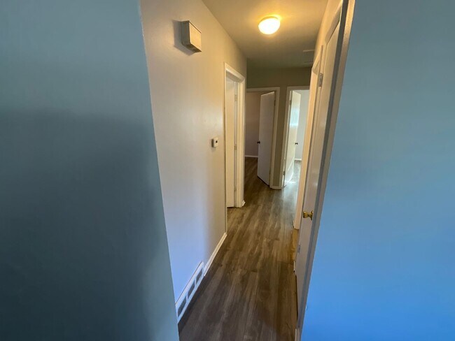 Foto del edificio - 3753-3763 W 89th Way