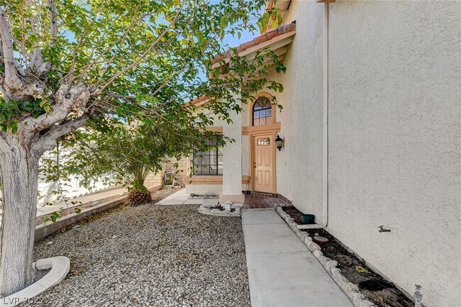 Foto del edificio - 4642 Denwood Dr