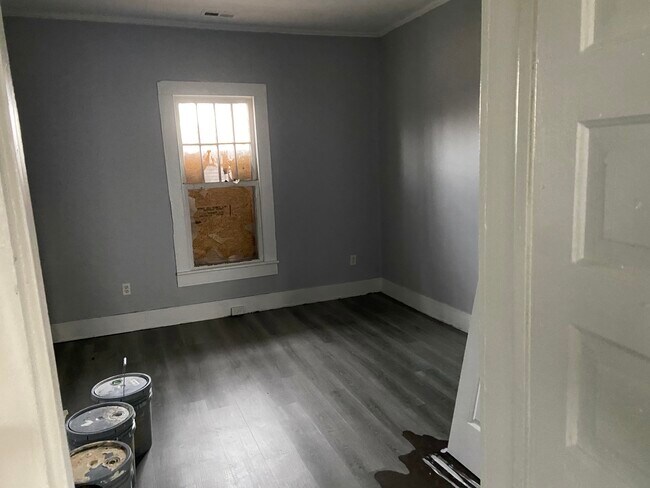 Foto del edificio - 1230 Old Wilkesboro Rd