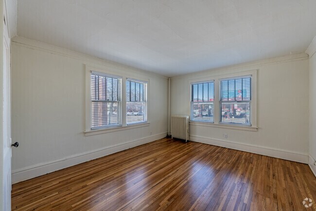 1 habitación, 1 baño, 700 pies cuadrados, sala de estar - Portland Flats