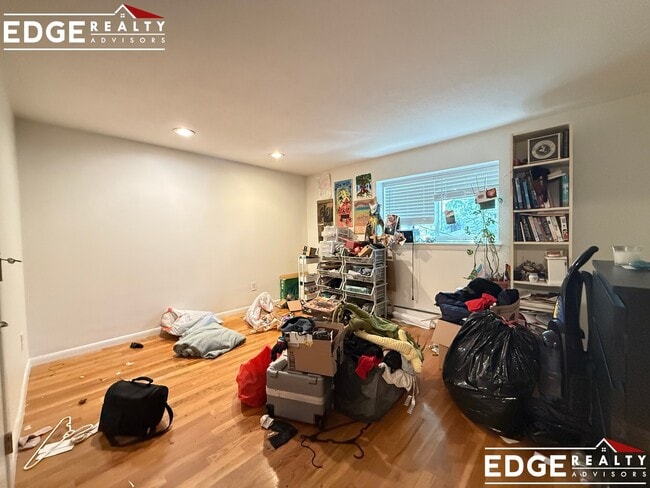 Photo - 15 Euston Rd. Unit 24 Apartment