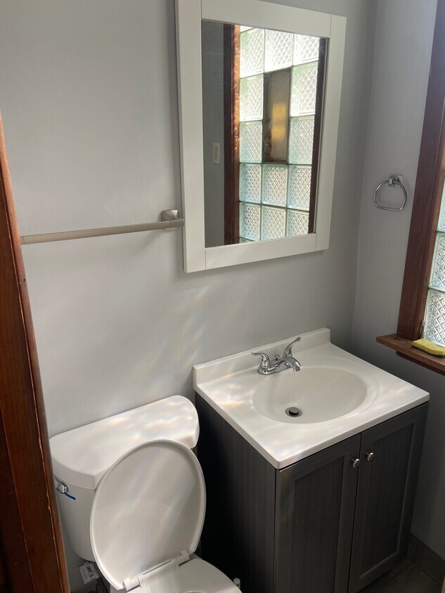 Foto principal - 5131 W Dakin St