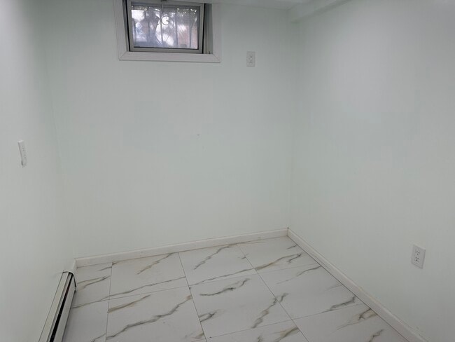 Bedroom 1 - 8260 166th St