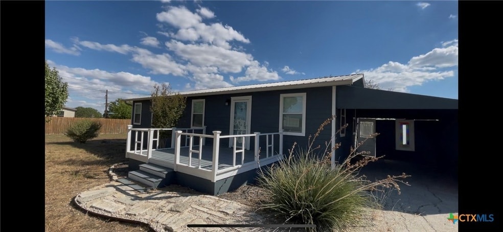 Primary Photo - 761 Geronimo Dr