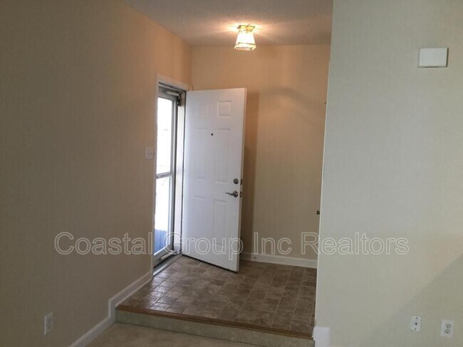 Building Photo - 2317 Beach Haven Drive - 1