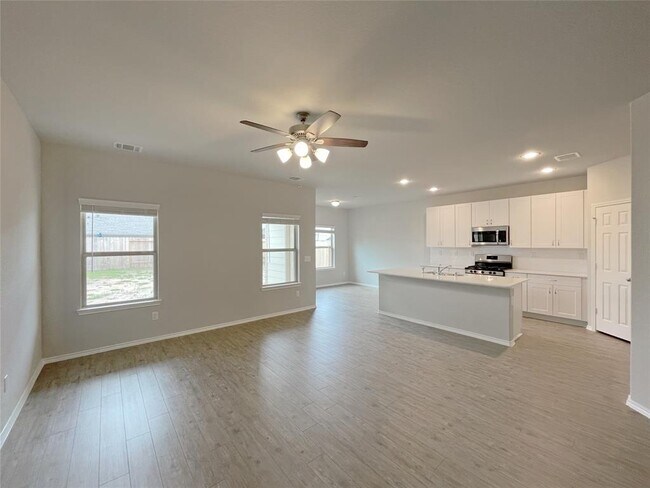 Foto del edificio - 5431 Still Creek Ranch Dr