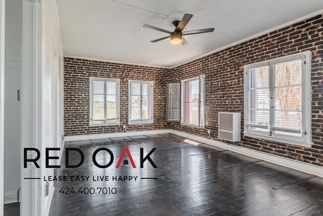 Foto del edificio - 854 S Oxford Ave