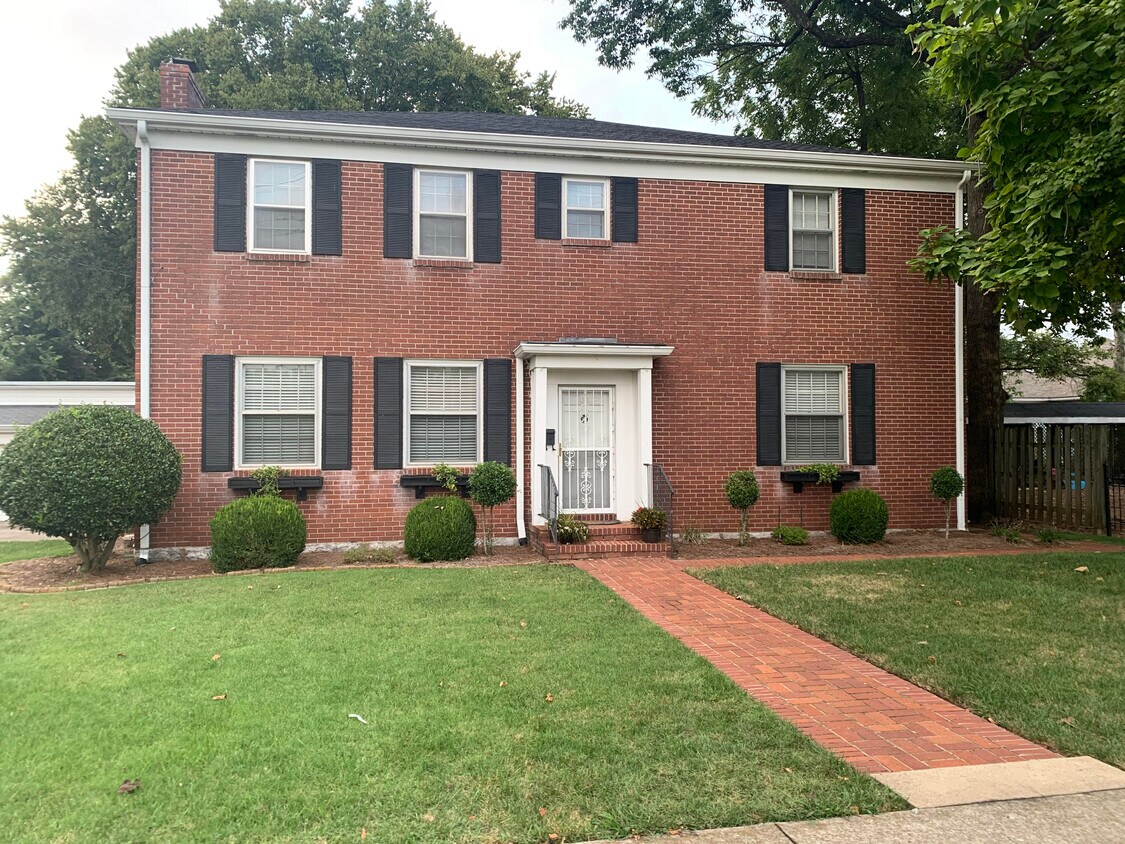 Front exterior - 405 W Spring St