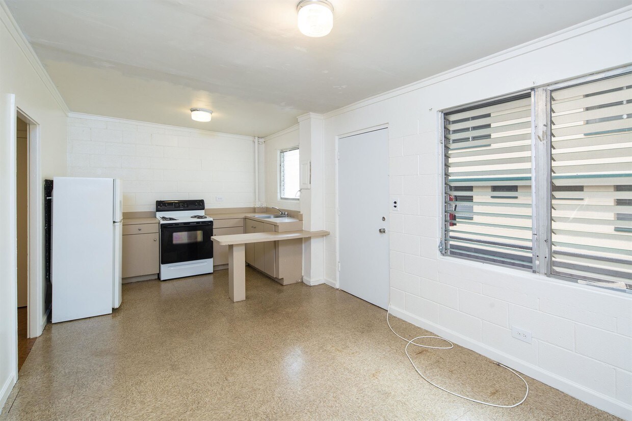 1629 Liholiho St Unit E Manager TJ, Honolulu, HI 96822 Apartment