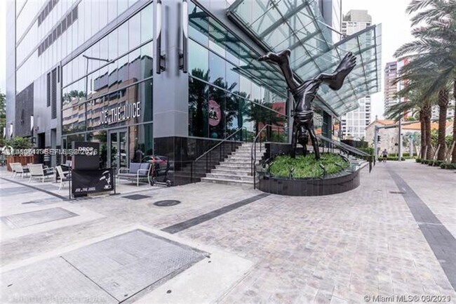 Foto del edificio - 1451 Brickell Ave