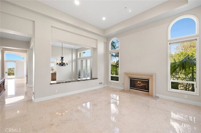 Building Photo - 1 Stone Pine Dr