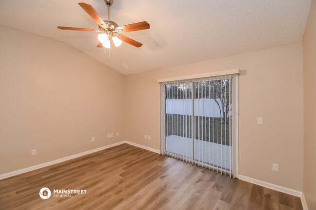 Building Photo - 3011 Brittany Bluff Dr
