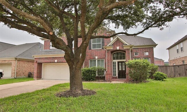 Foto del edificio - Beautiful home in Villages of Cypress Lake...