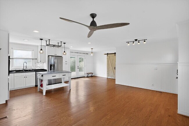 Foto del edificio - 138 Carriage Dr