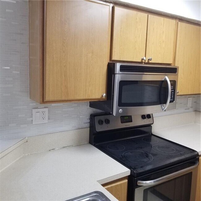 Foto del edificio - 2550 SW 18th Terrace