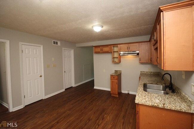 Building Photo - 212 Wesley Way