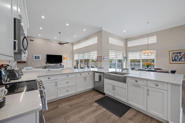 Building Photo - 4841 Exeter Estate Ln