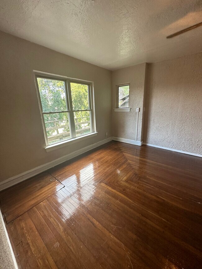 Sala de estar - 1313 Maccorkle Ave SE