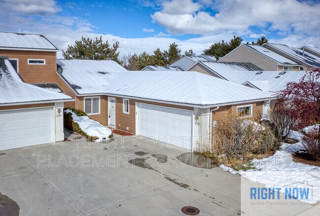 Building Photo - 5601 S Caper Pl
