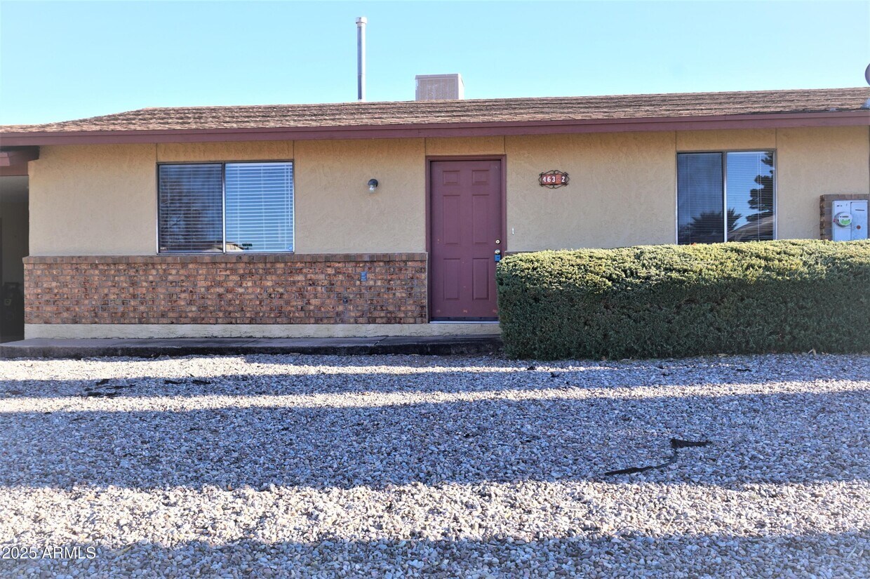 Foto principal - 463 S 3rd St