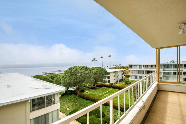 Photo - 32709 Seagate Dr (Rancho Palos Verdes, CA) Apartment