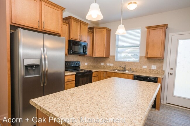 Building Photo - 3 br, 2.5 bath House - 112 Raphael Place