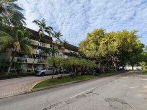 Building Photo - 1800 Sans Souci Blvd