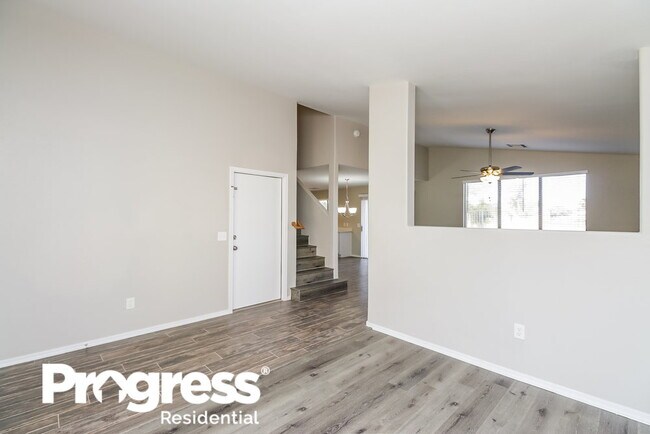 Building Photo - 1456 S Boulder St