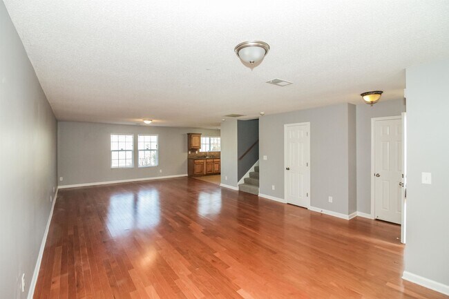 Building Photo - 10056 Chariden Dr
