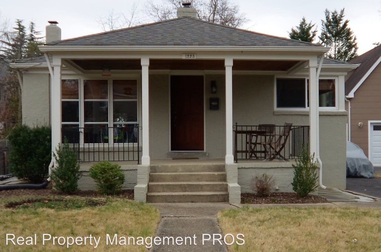 Primary Photo - 1223 N Stuart St